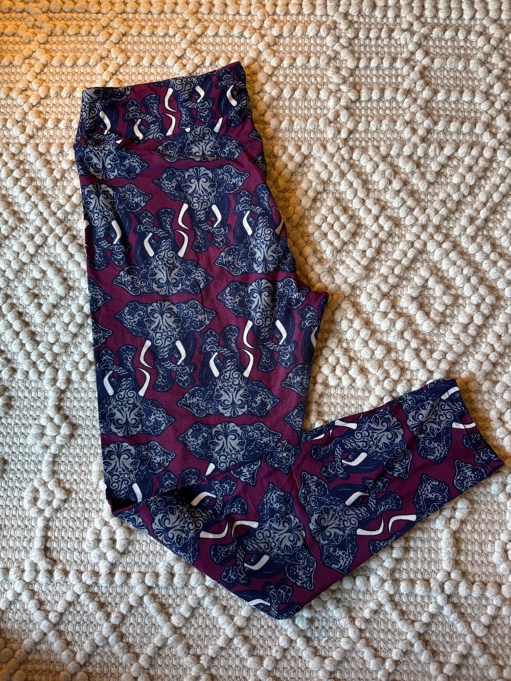 LuLaRoe Purple Navy White Patterned Leggings
